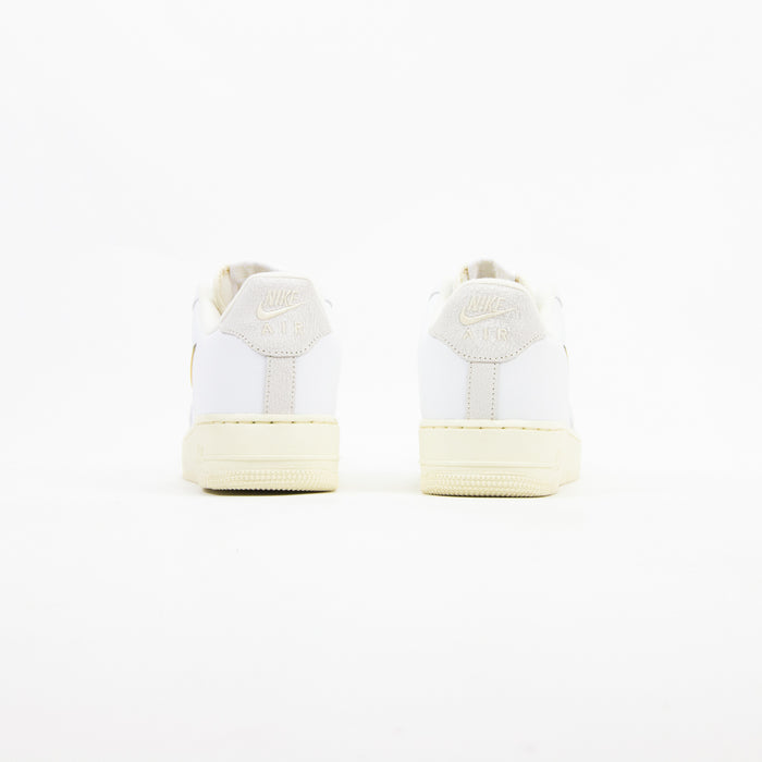 Air Force 1 '07 LX (White/Pale Vanilla)