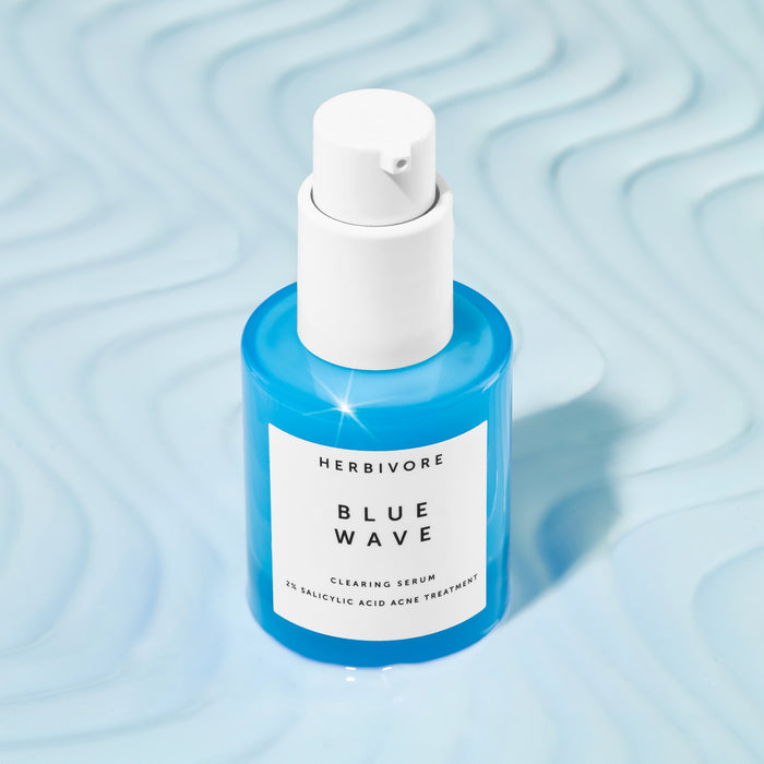 Herbivore-Blue Wave Clearing Serum - 2% Salicylic Acid Acne Treatment Serum-Skincare-USBlueWave_BottleOnTexture_2048x2048_f242daa2-3fa8-4325-b14d-0efb52c980f4-The Detox Market |