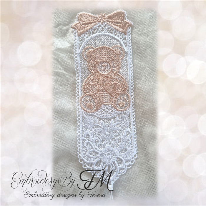 Bookmark cute bear/ 5x7 hoop