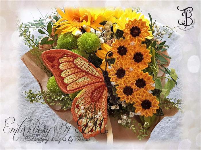 Butterfly with sunflowers / 5x7 hoop
