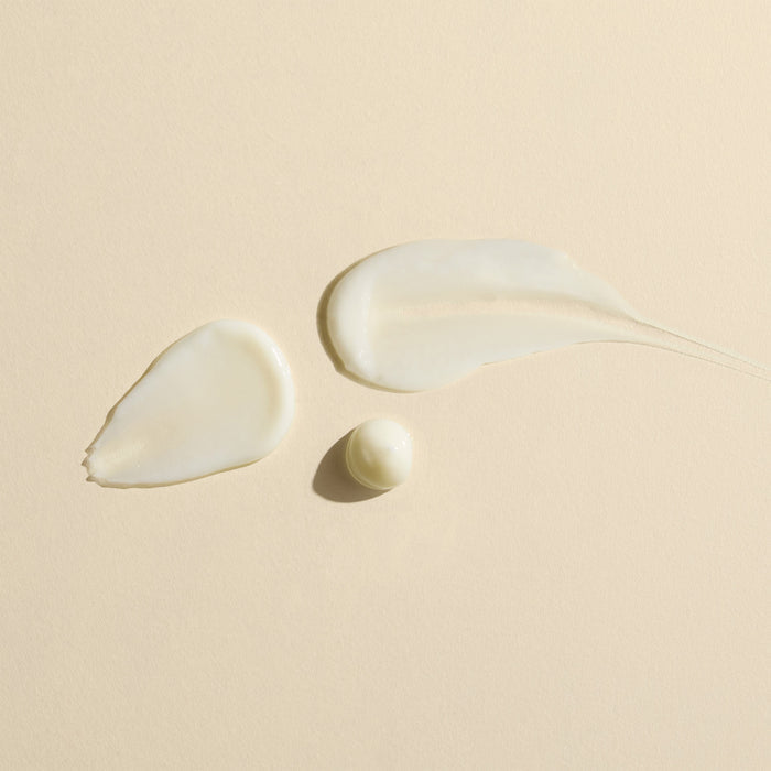 Wildcraft-Calm Face Lotion-Skincare-Calm_FaceLotion_Texture-The Detox Market |
