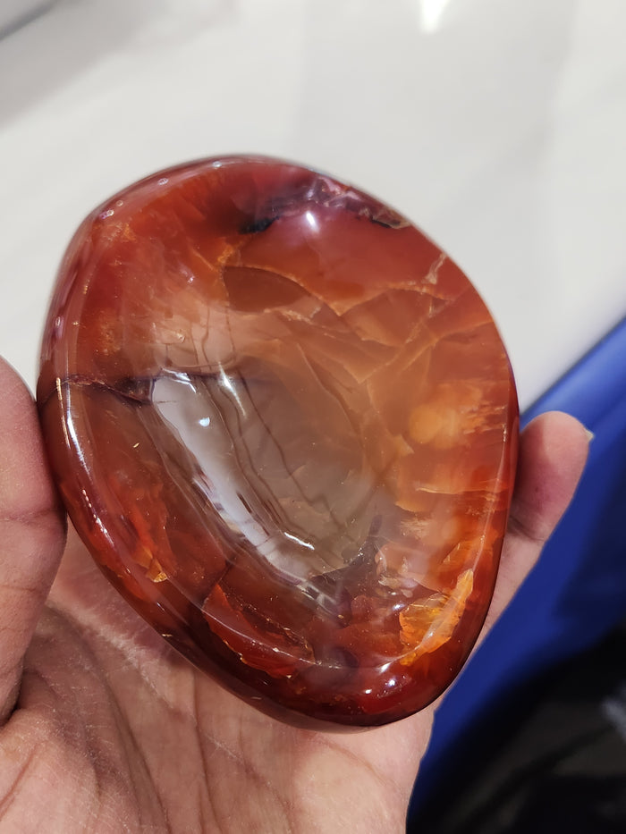Carnelian Handmade Bowl: A Unique Blend of Beauty, Spirituality, and Functionality | Home Decor - Shwasam