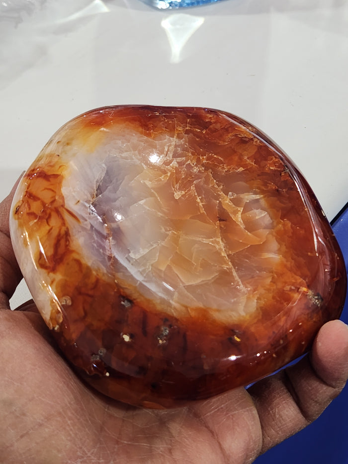 Carnelian Handmade Bowl: Aesthetic Decor and Spiritual Harmony | Reiki/Chakra/Healing | Home Decor | Weighing 400 gms - Shwasam