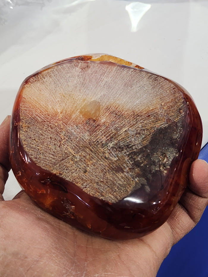 Carnelian Handmade Bowl: Aesthetic Decor and Spiritual Harmony | Reiki/Chakra/Healing | Home Decor | Weighing 400 gms - Shwasam
