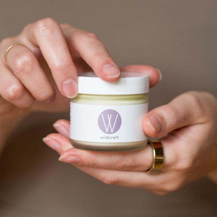 Wildcraft-Clarify Face Cream-Skincare-clarify_face_cream_lifestyle-The Detox Market |