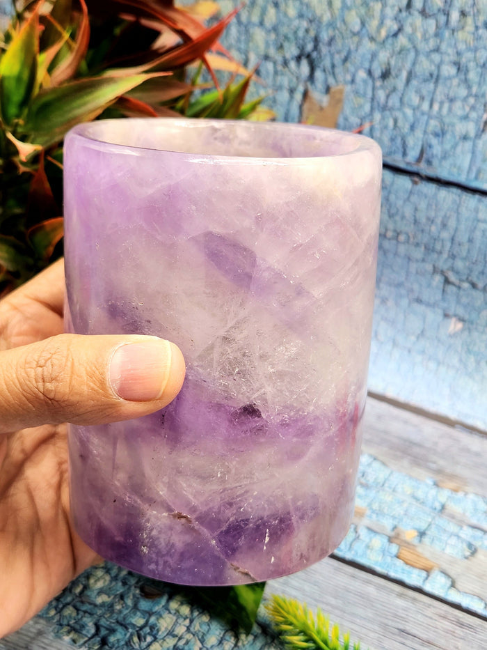 Crystal goblet in light amethyst stone - 4 inches and 650 gms (1.76 lb) - ONLY 1 PIECE - Shwasam
