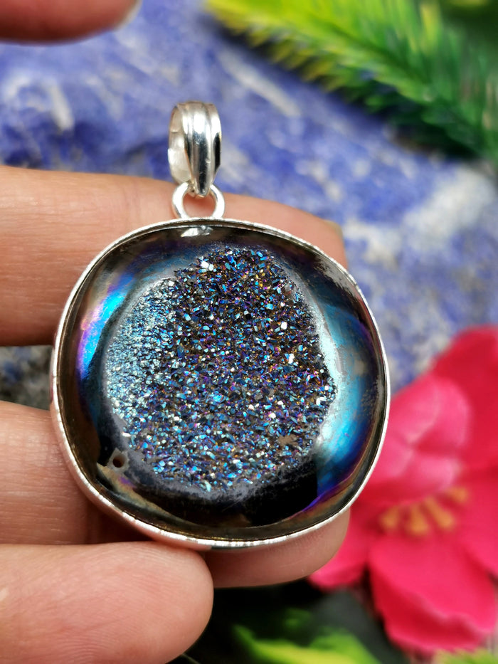 Druzy Pendant in German Silver - crystal/gemstone jewelry| Mother's Day/birthday/engagement/wedding/anniversary gift - Shwasam