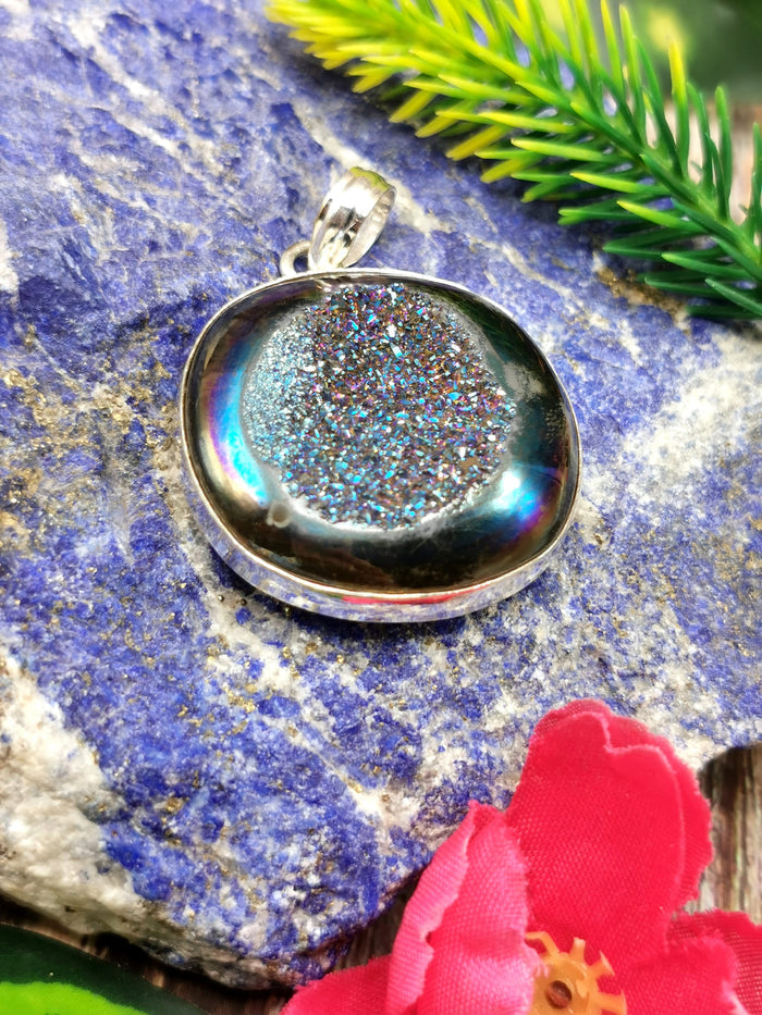 Druzy Pendant in German Silver - crystal/gemstone jewelry| Mother's Day/birthday/engagement/wedding/anniversary gift - Shwasam