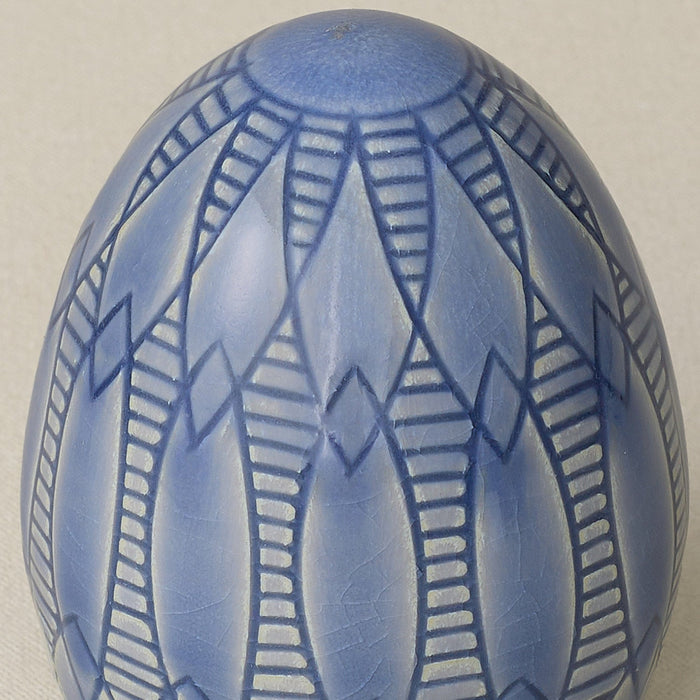 Close-up details of the ceramic handcrafted egg.