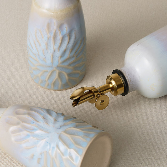 Emilia Cruet Duo, Cafe
