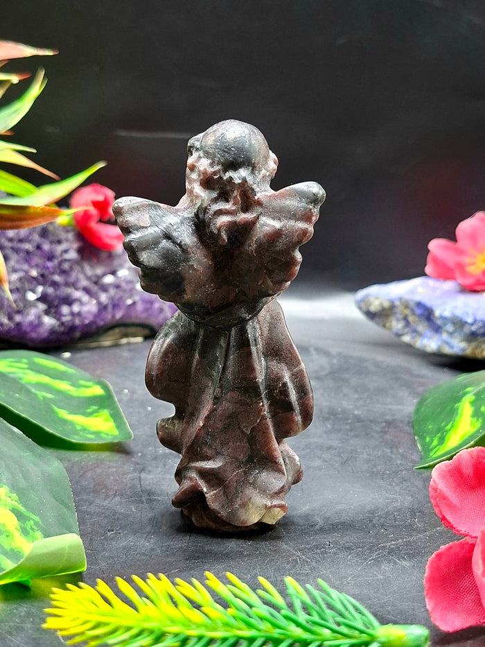 Garnet Winged Angel Carving – A Symbol of Strength, Prayer, and Divine Love | Weight 141 gm
