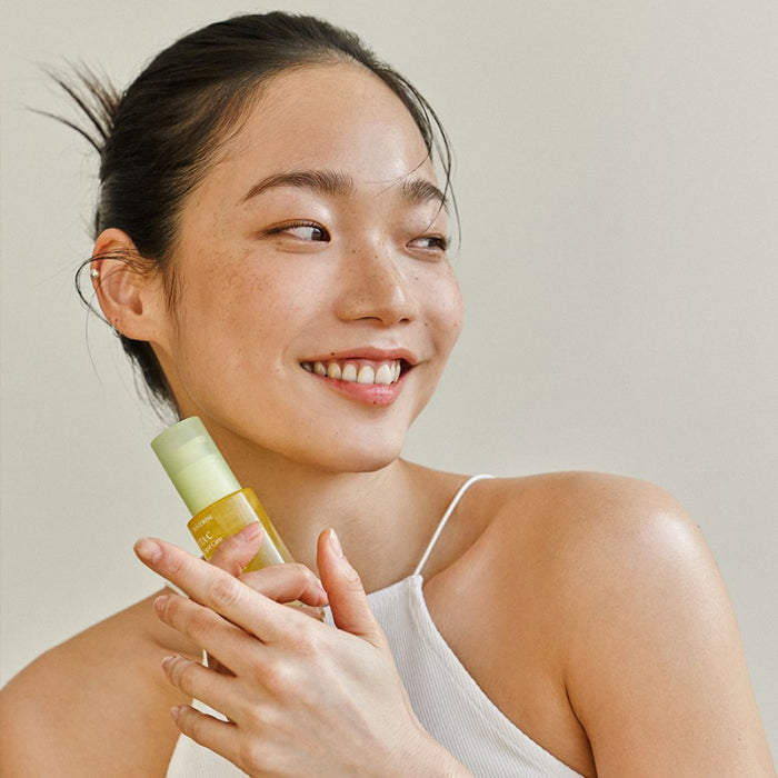 Green Tangerine Vita C Dark Spot Care Serum - Korean-Skincare