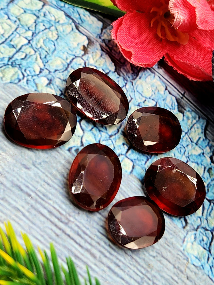 Hessonite Garnet Faceted Loose Gemstones in Oval Shaped - Earthy Elegance and Spiritual Vitality - Lot of 6 units