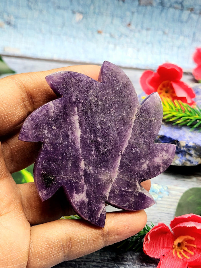 Lepidolite Sun face - natural stone hand carving  - crystal/reiki/chakra/healing - 3 inches diameter and 155 gms weight