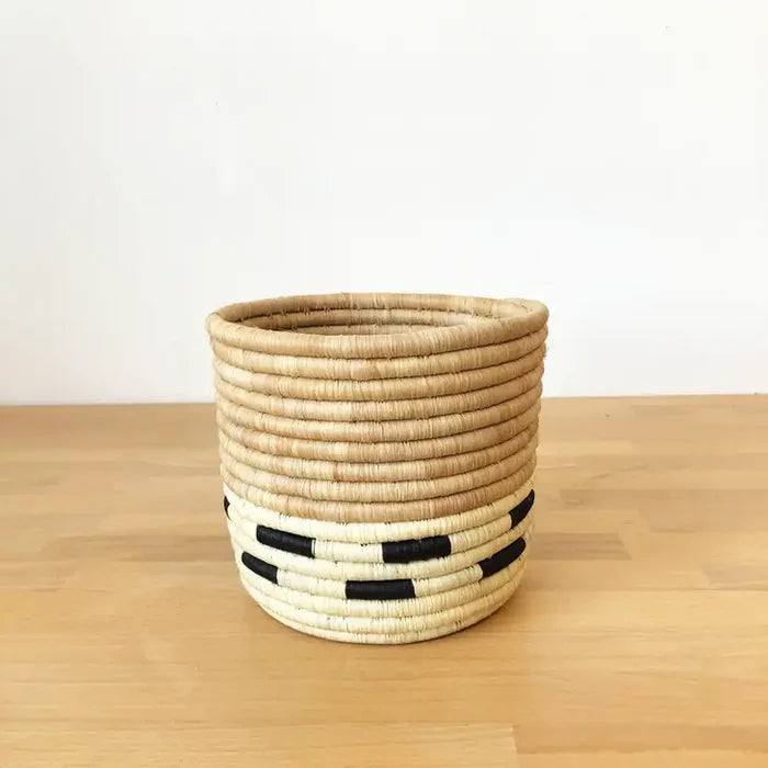 Mazuru Basket Planter