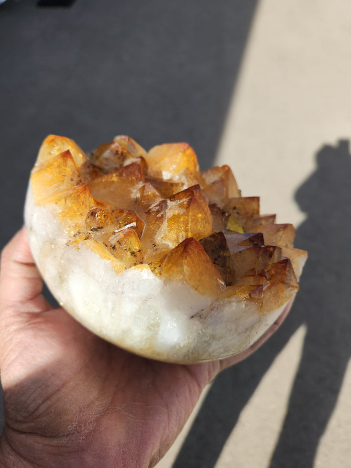 Natural Citrine Egg Cluster: The Perfect Blend of Beauty, Positivity, and Financial Success - Shwasam