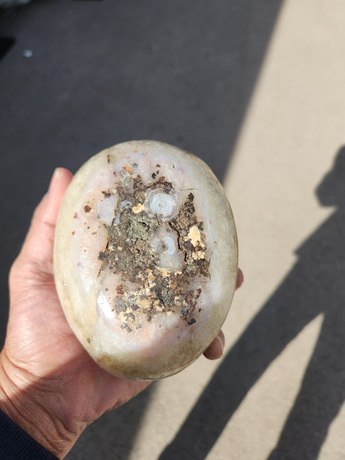 Natural Citrine Egg Cluster: The Perfect Blend of Beauty, Positivity, and Financial Success - Shwasam