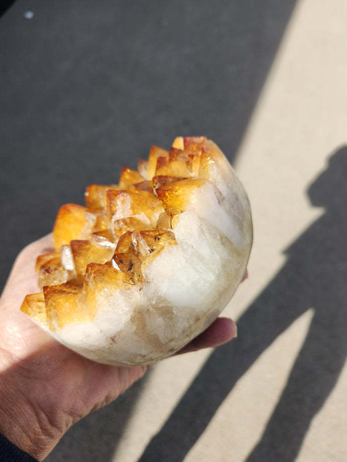 Natural Citrine Egg Cluster: The Perfect Blend of Beauty, Positivity, and Financial Success - Shwasam