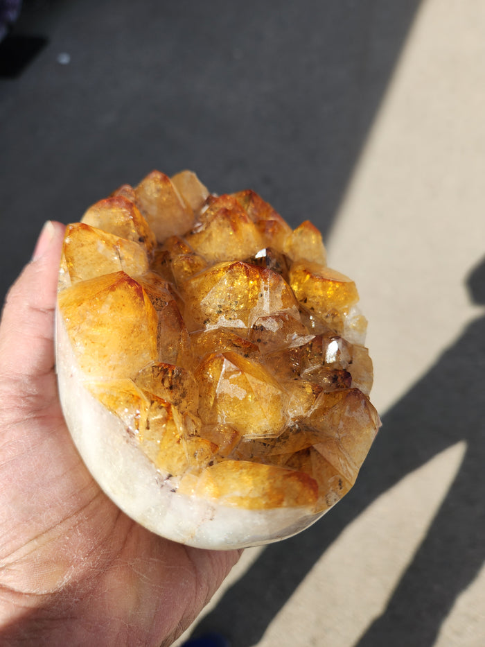 Natural Citrine Egg Cluster: The Perfect Blend of Beauty, Positivity, and Financial Success - Shwasam