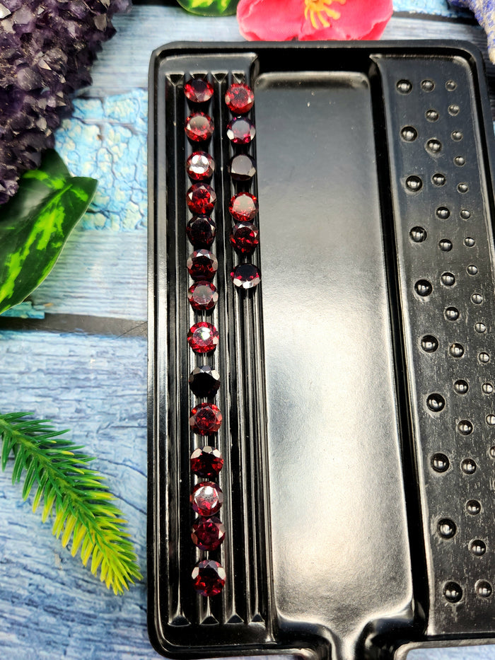 Red Garnet Faceted Loose Gemstones in Round Shaped - Radiant Splendor and Empowering Passion - Lot of 20 units