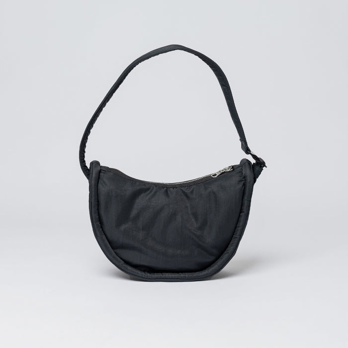 Sandqvist CURVE CROSSBODY ROUND S, Black