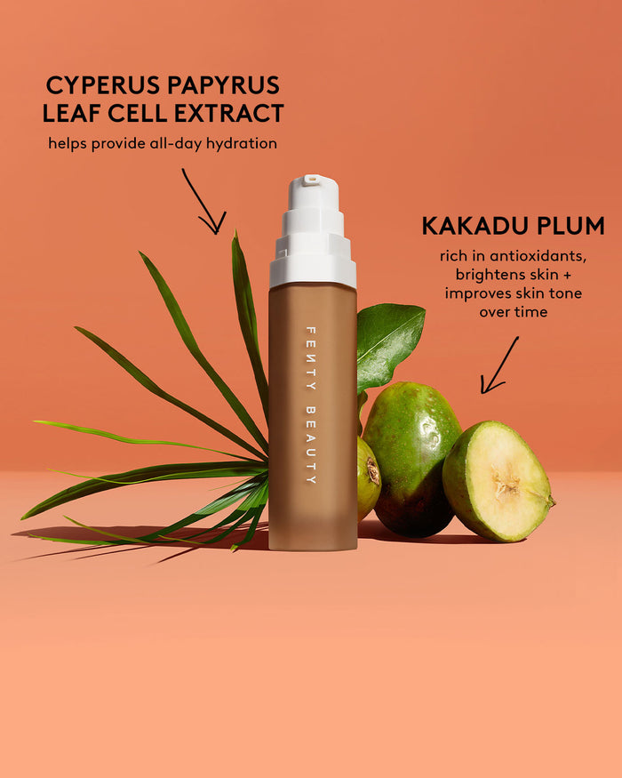 Soft'lit Naturally Luminous Longwear Foundation — 300