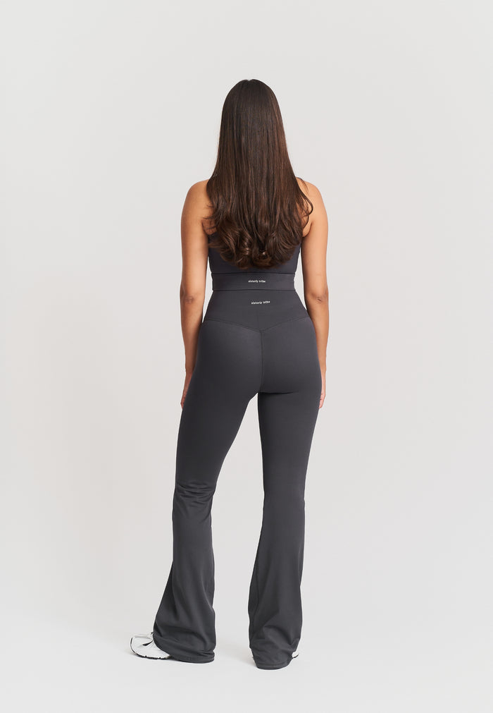 Softsculpt Flared Leggings Asphalt Grey