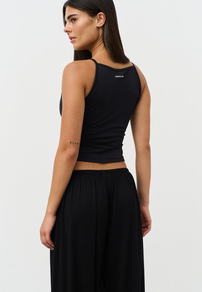 Softsculpt High Neck Top - Black