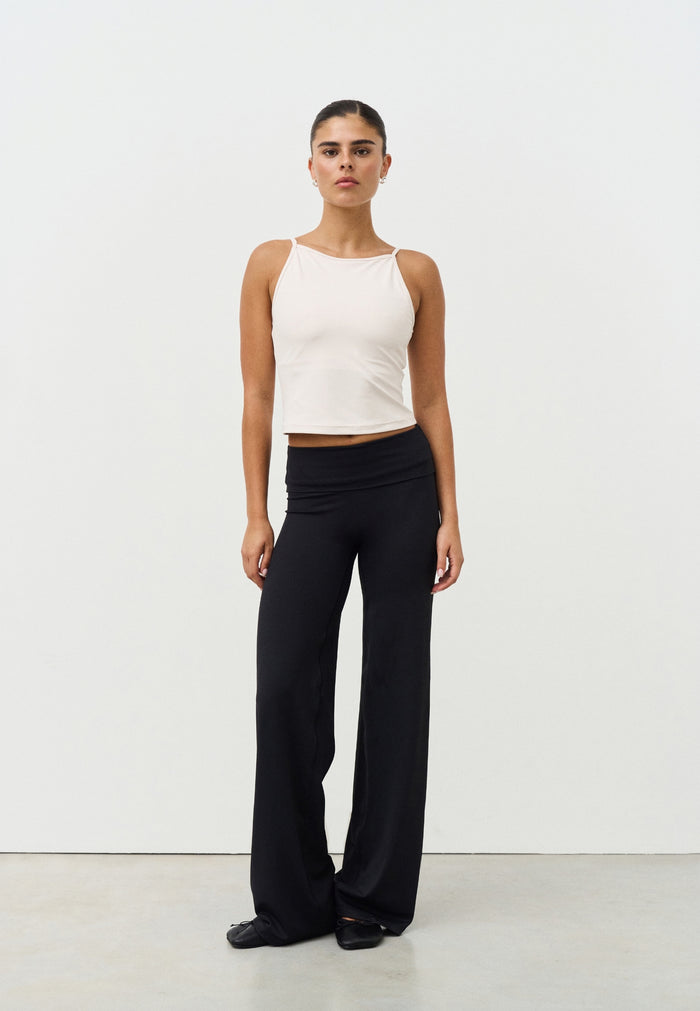 Softsculpt Straight Leg - Black