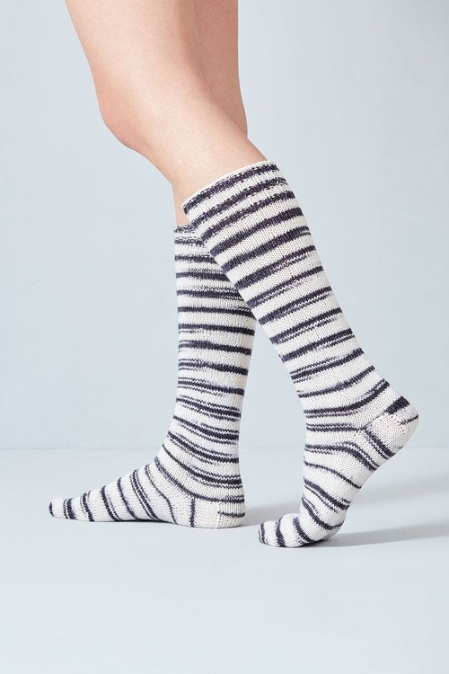 Uneek Sock Kit by Urth Yarns